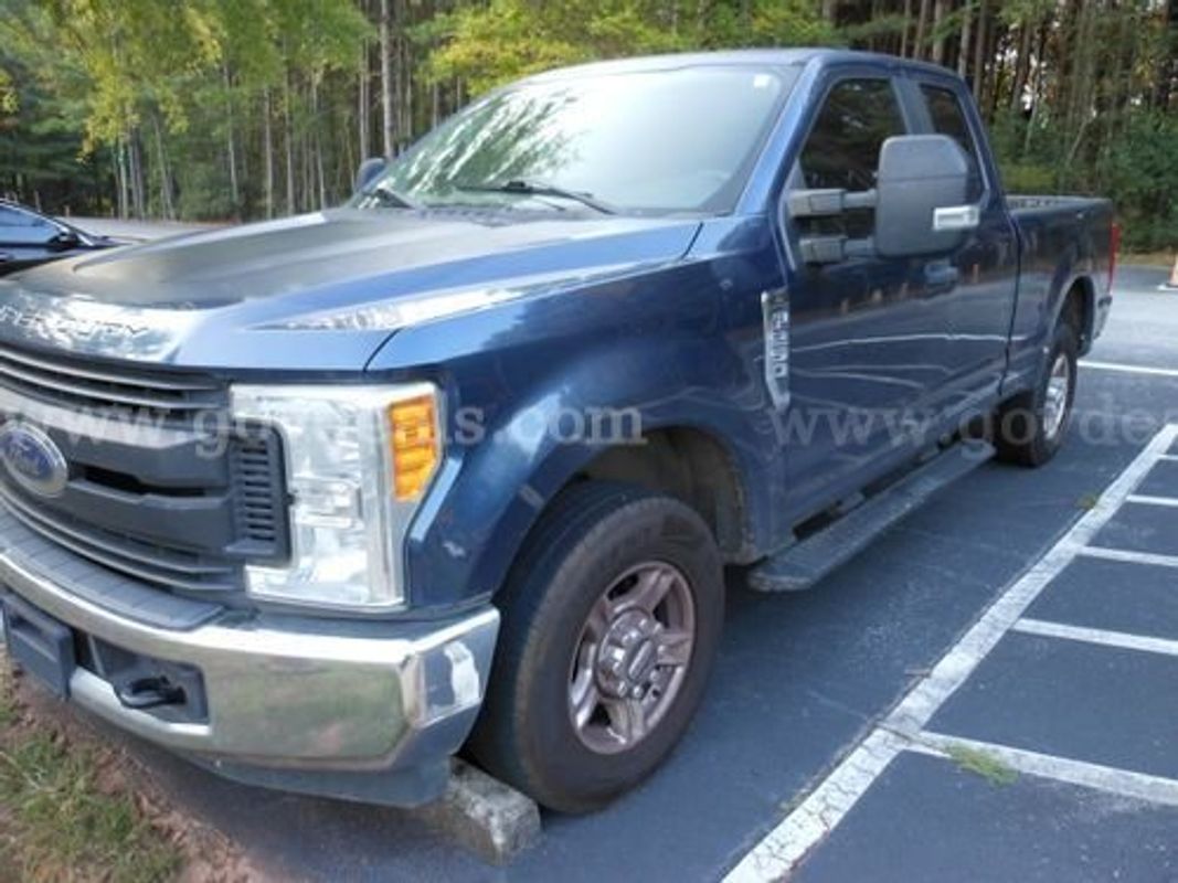 2017 Ford F-250 SD (226387 BT)