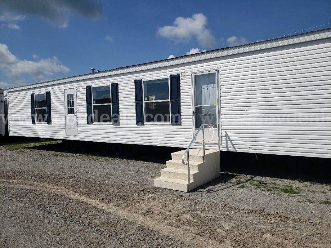 Fairmount Velocity 16'x70 Manufactured Home