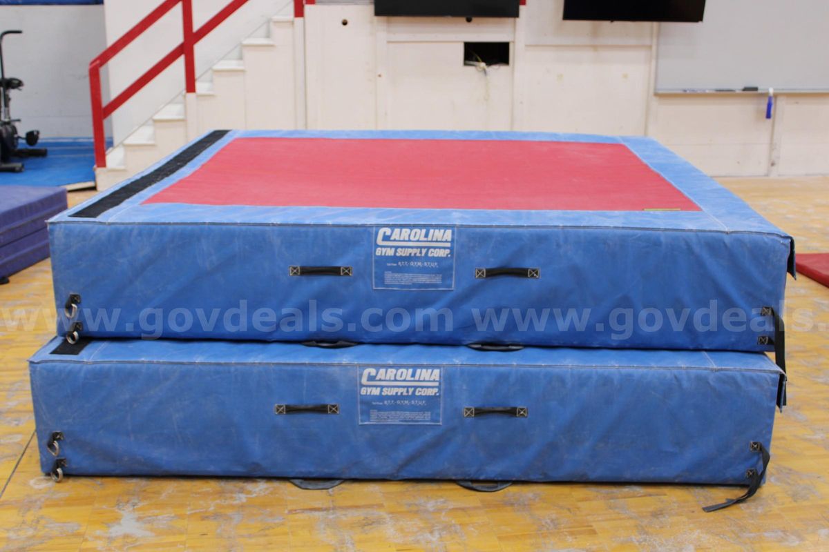 (2)Carolina Gymnastics 8ft x 7½ft Pit Mat/Landing Pads (Lot 2CPM)