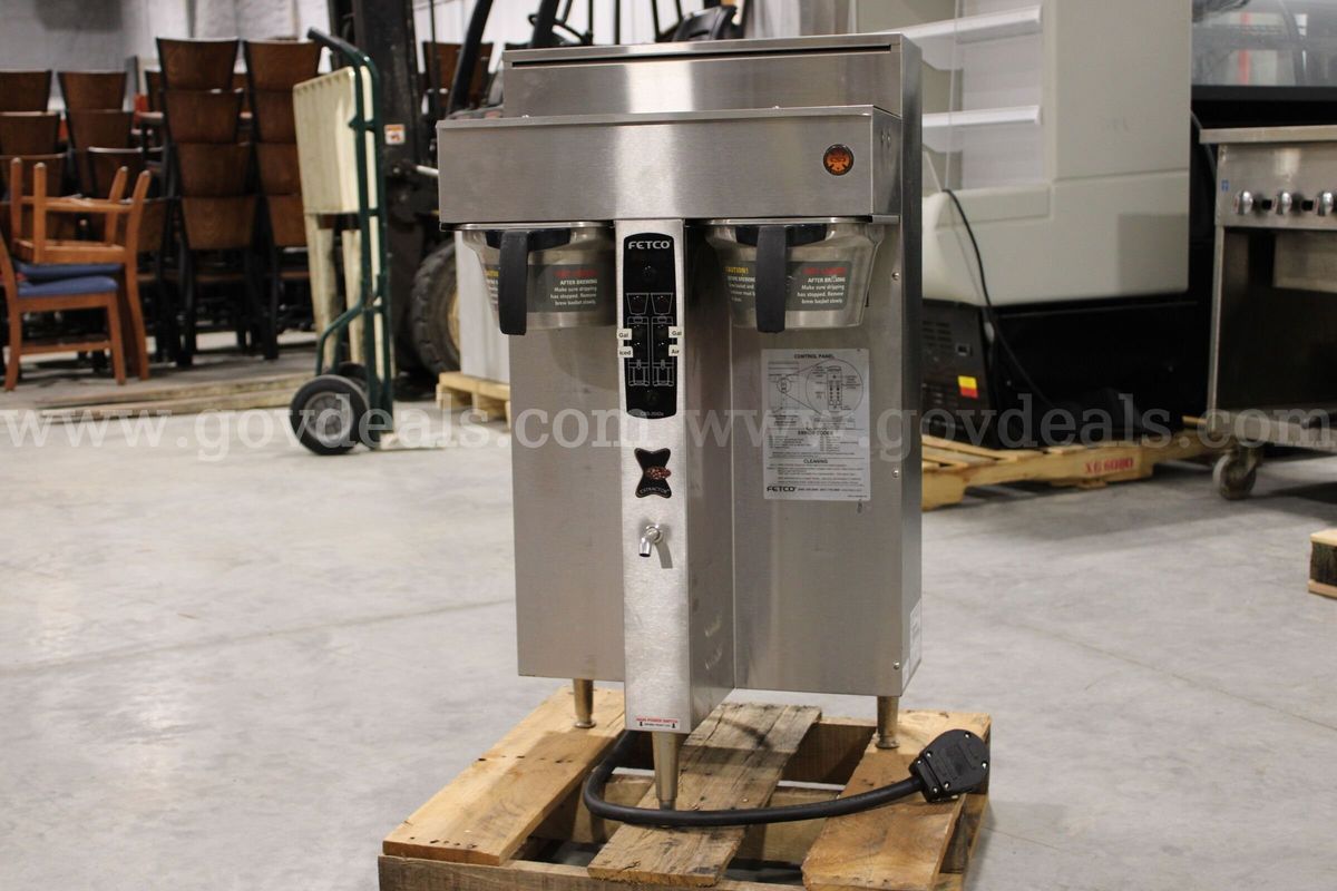Fetco CBS-2042e Coffee Brewer