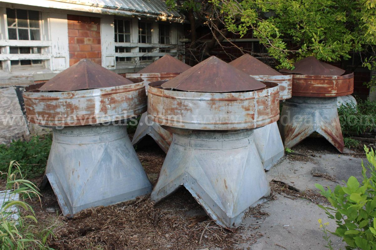 (5)Vintage Barn Ridge Vents