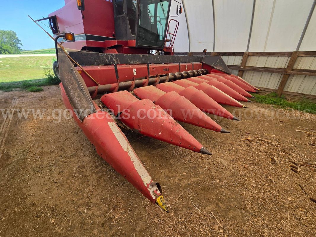 Case IH 1083 8-Row Corn Head
