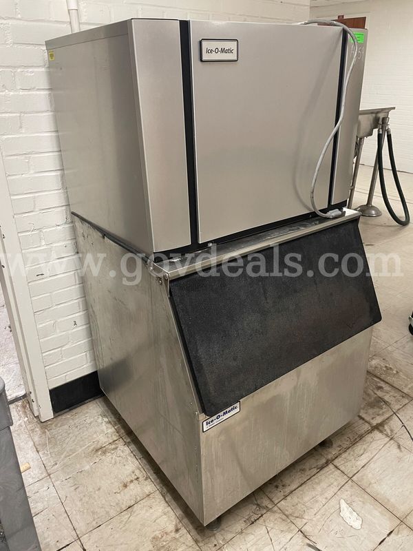 Icemaker
