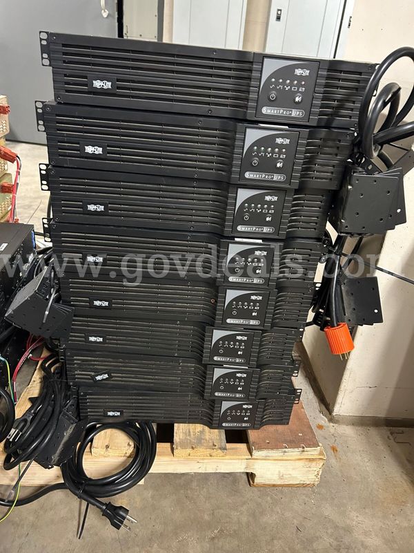 Lot of 11 Tripp Lite SmartPro SMART2200RMXL2U Rackmount UPS Units – 2200VA/1600W