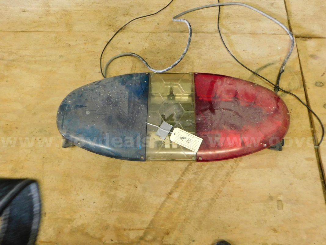 Red & Blue Light Bar