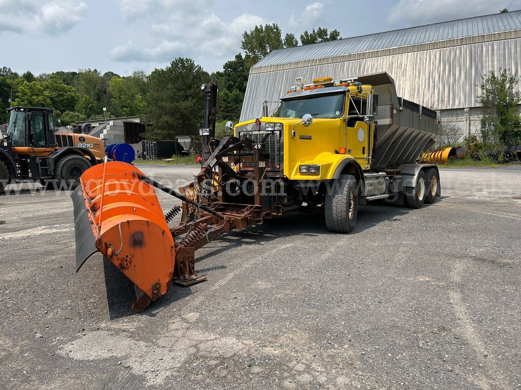 2017 Kenworth T800 Tractor & Snow Plow Truck w/ Plows SEE VIDEO!!