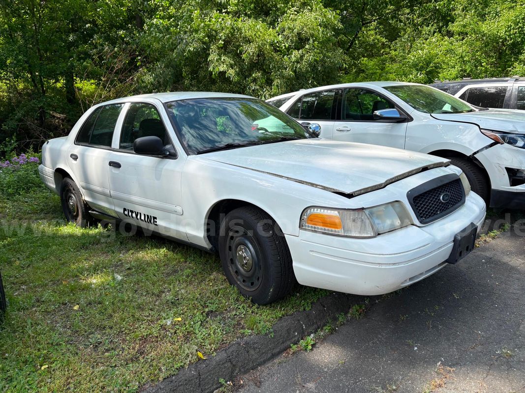 2005 Ford Crown Victoria