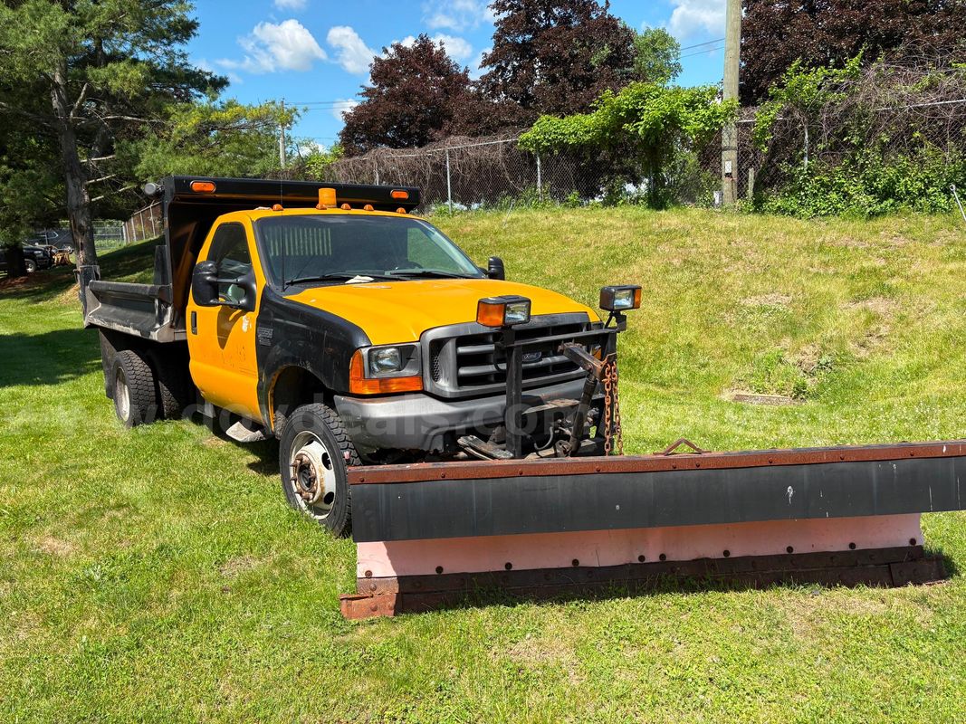 2001 Ford F-550