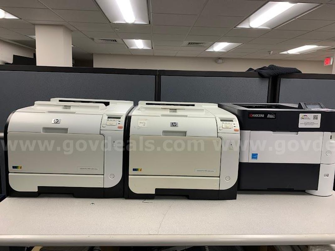 A Lot of (11) Printers