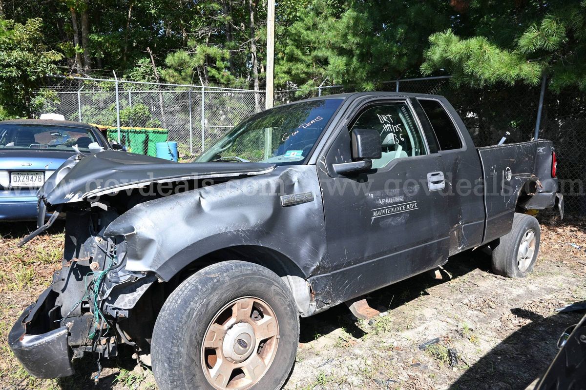 2004 Ford F-150 STX SuperCab 4WD