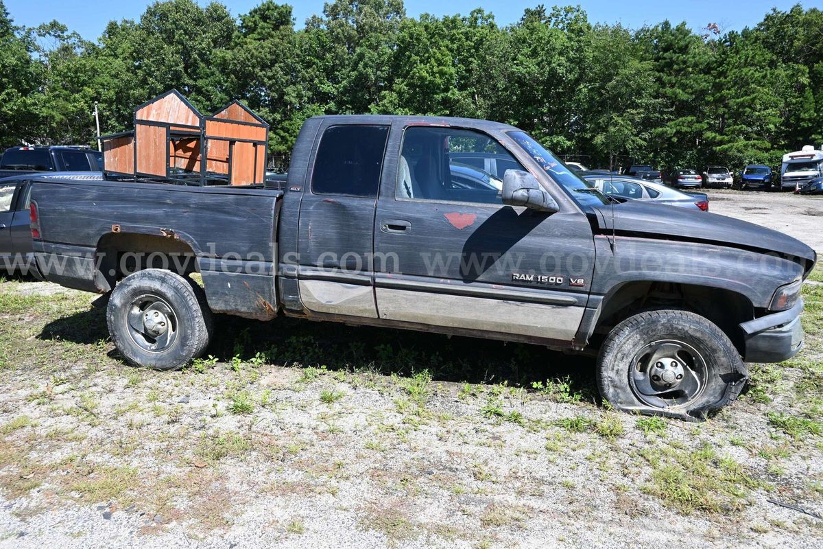 2001 Dodge Ram 1500 Quad Cab Short Bed 4WD