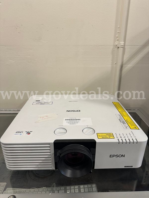 Seiko Epson LCD Projector Powerlite L610U