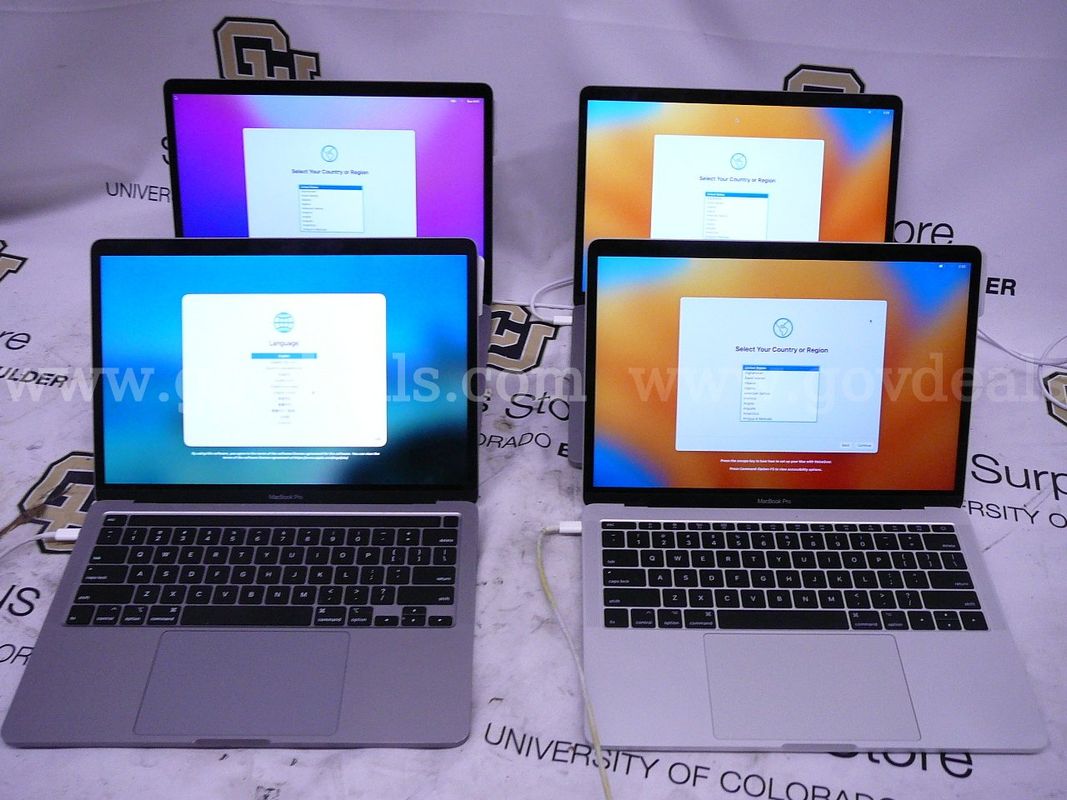 4 13" Apple Macbook Pro Laptop Computers (Battery Service Recommended)