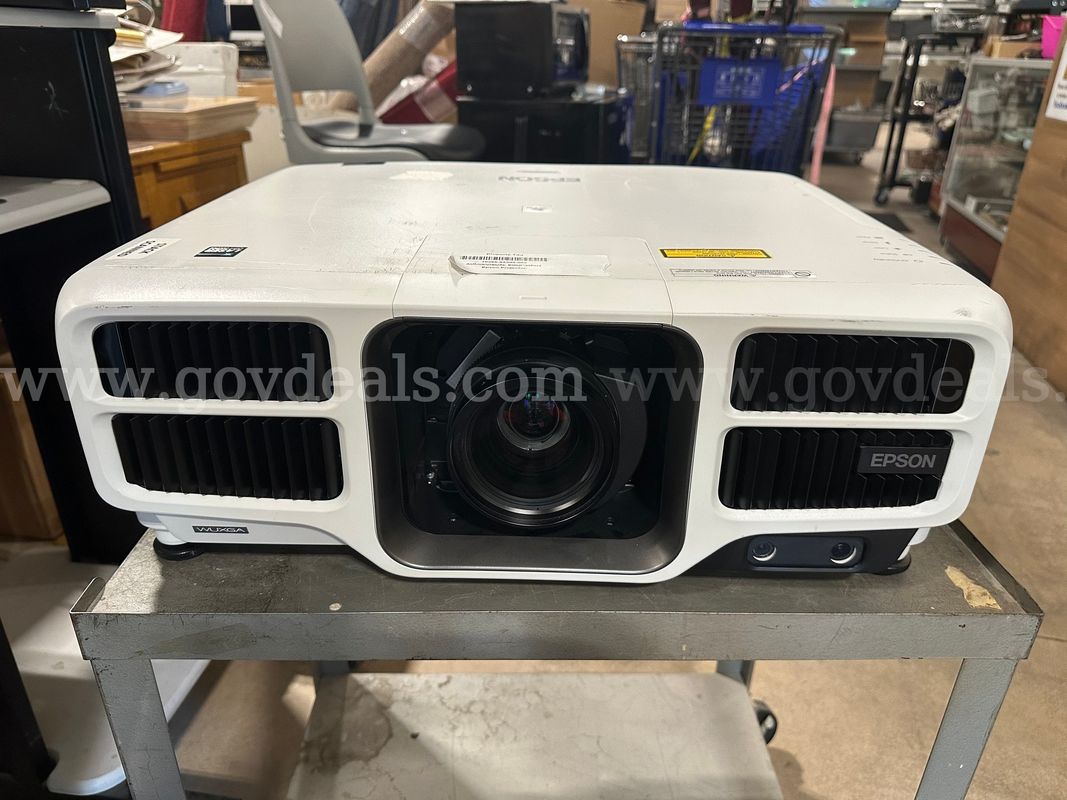 Epson Projector 3LCD Pro L1500UH