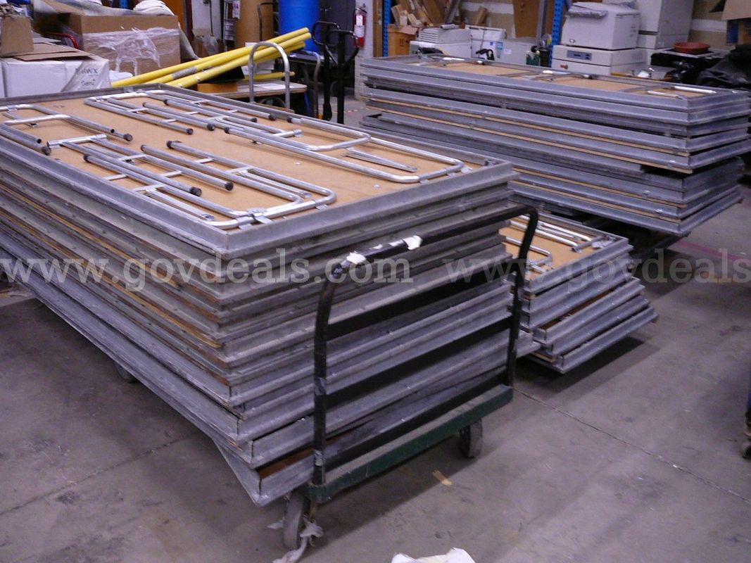 Lot of 34 Standing Choir Risers