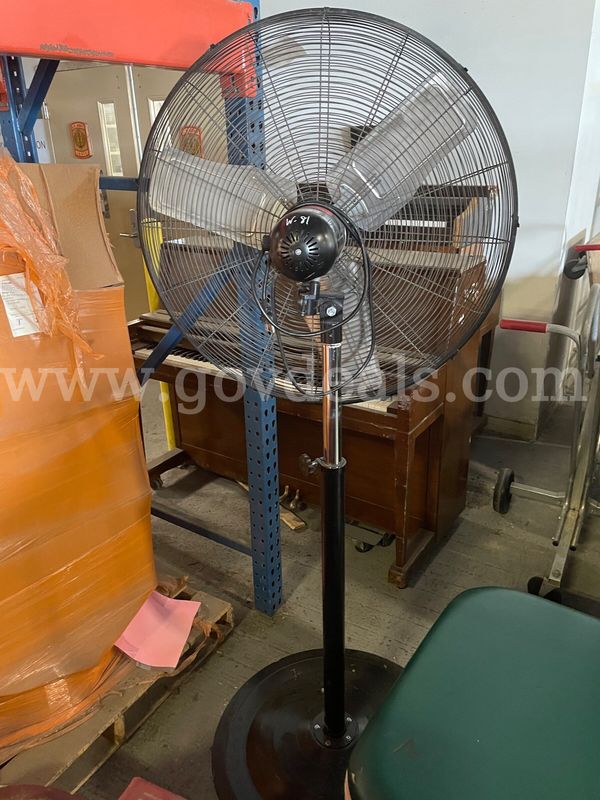Lot of 1 standing floor fan and 2 Floor Scrubbers