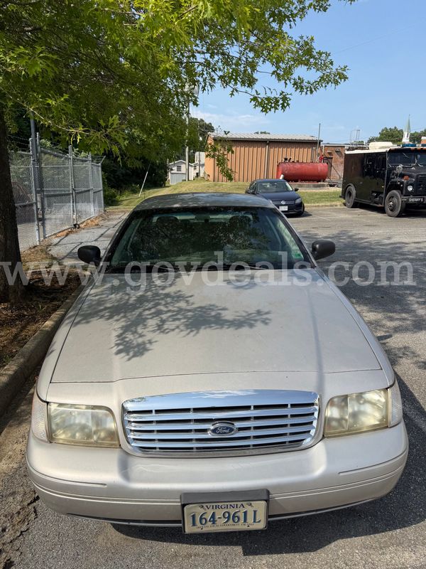 2005 Ford Crown Victoria