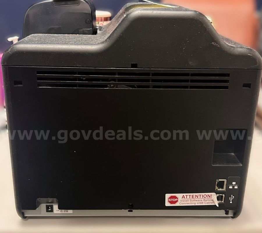 Hid Encoder And Printer Fargo Hdp5600 ( 2 Color Ribbons/ 3 Retransfer Films)