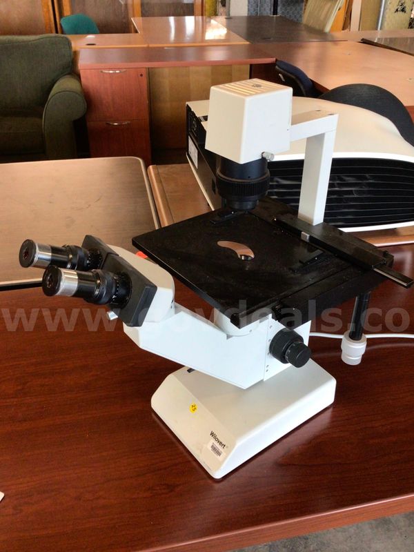 Hund Wilovert Microscope