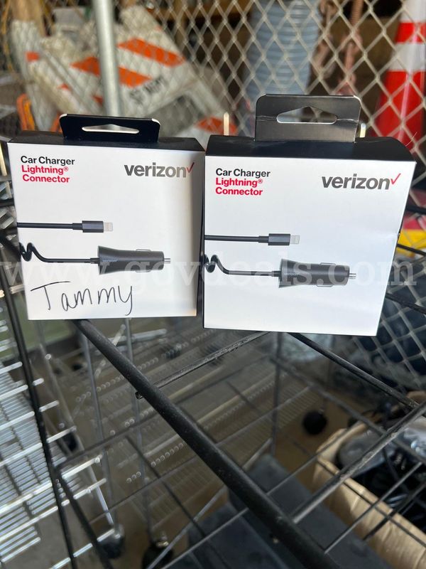 Verizon Car Charger Lightning Connector (Lot of 2)