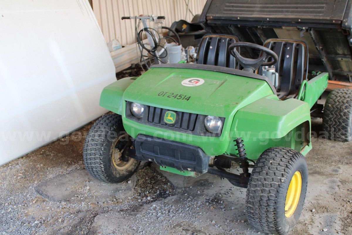2018 John Deere Gator TX