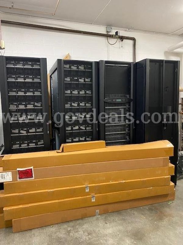 4 Rack Power Distribution Units, Uninterruptible Power Supply