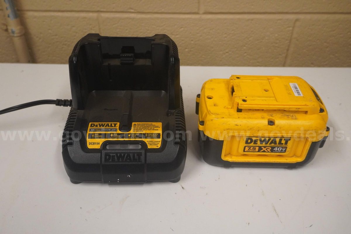 Dewalt 40v XR 7.5Ah Battery and Charger