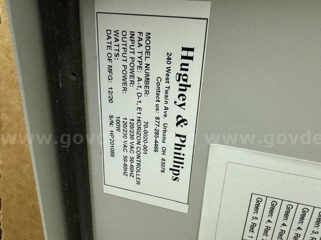 Horizon LED Dual Beacon series L-864/L-865 flash heads and Control boxes (1 of 5)