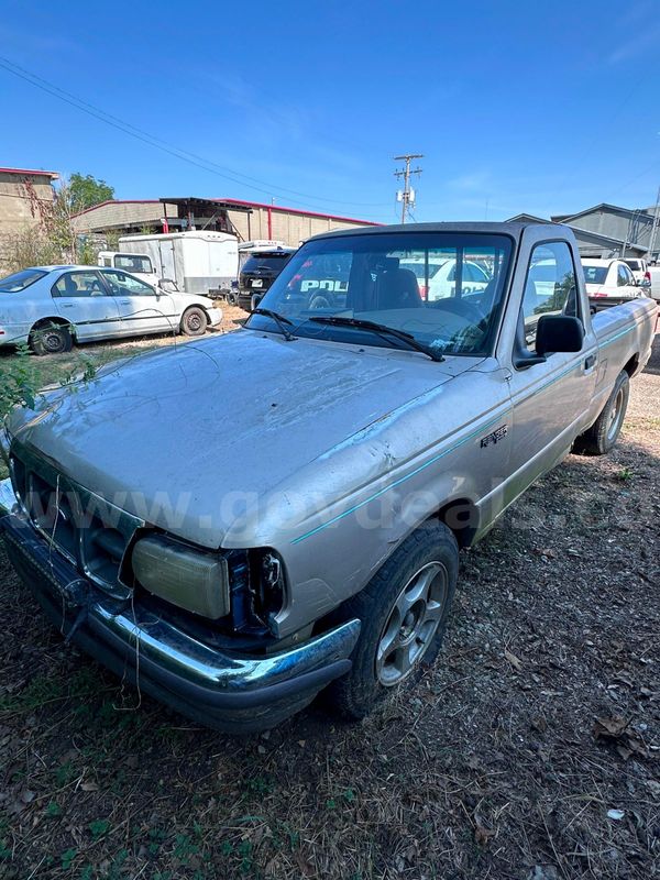 1997 Ford Ranger XLT Reg. Cab Short Bed 2WD