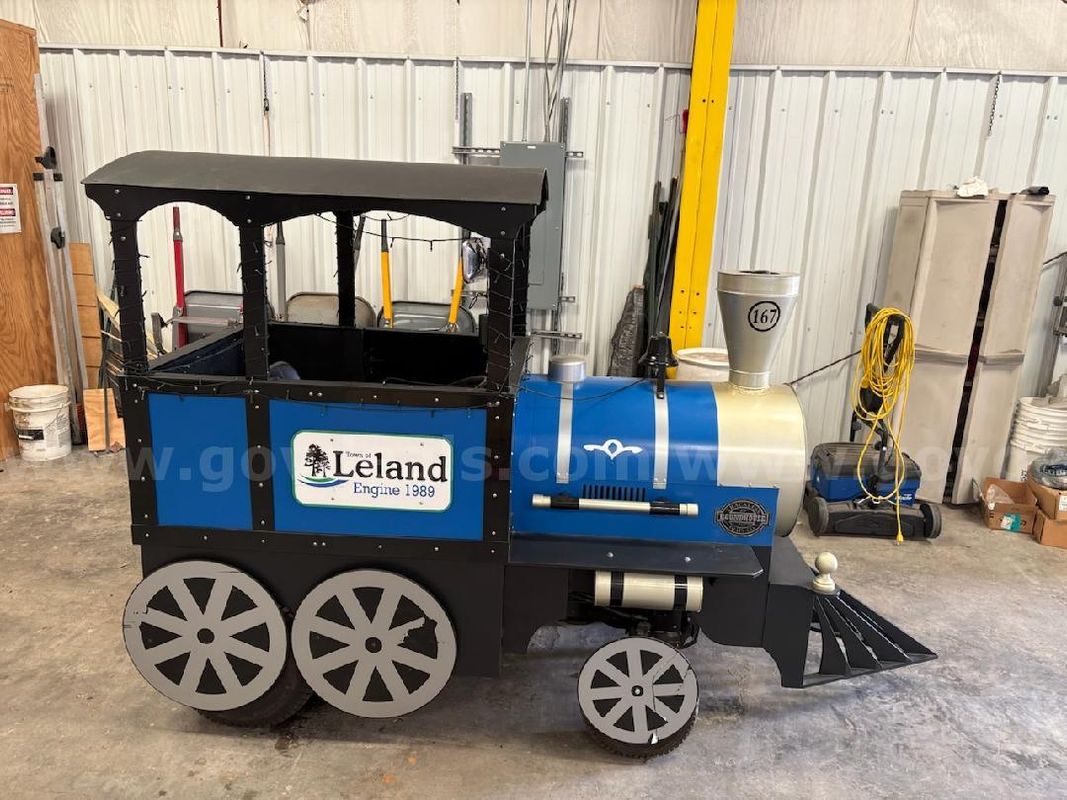 2021 Trackless Train Locomotive