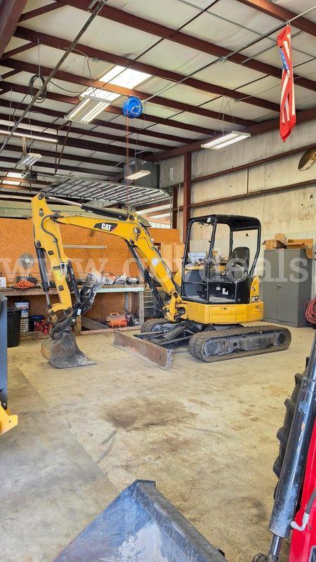 2015 Caterpillar Mini- Excavator
