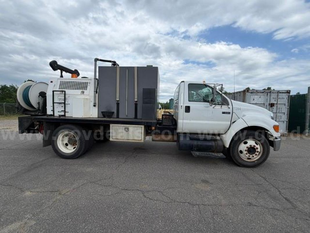 2005 Ford F-650 ROTTER TRUCK