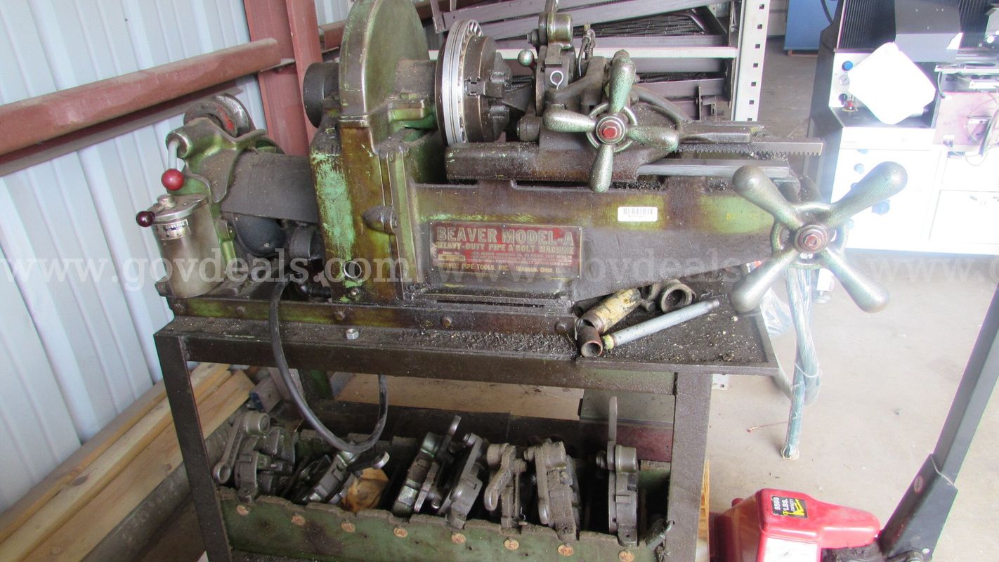 Pipe and Bolt Machine