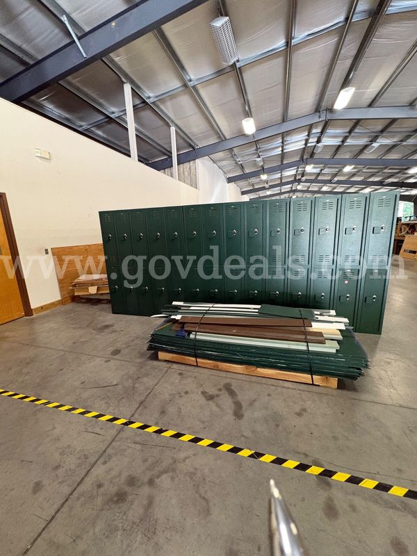 A Large Quantity of Green Lockers (Exact count unknown)