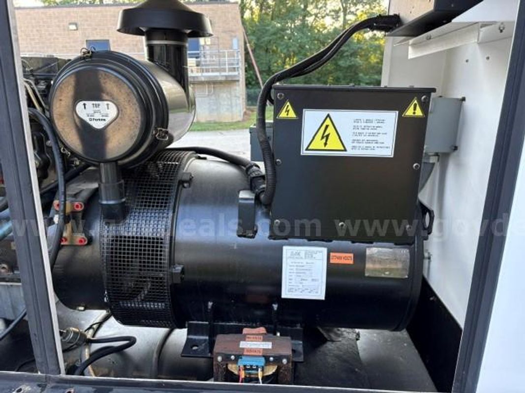 90kw trailer mounted generator