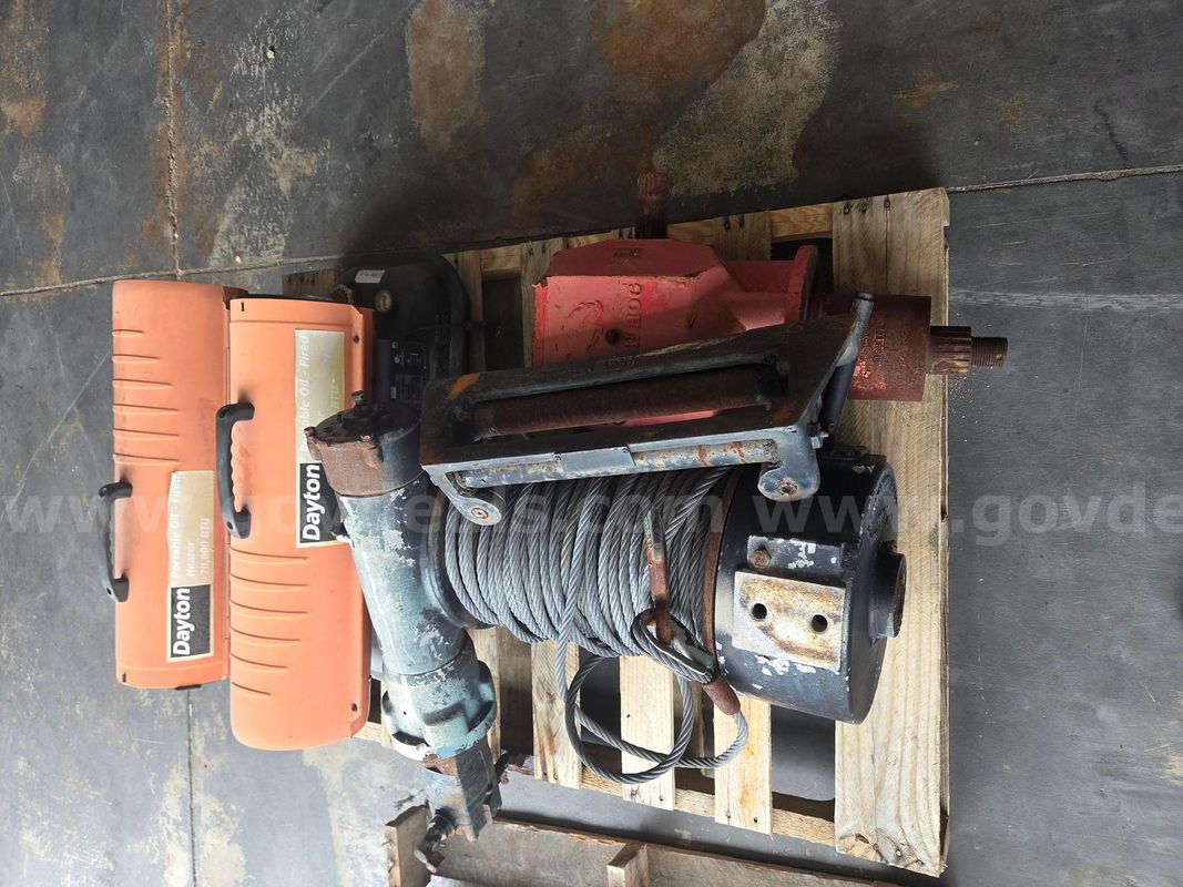 Ramsey Hydraulic Winch, Brush Hog Gear Box. Two Dayton Portable Heaters