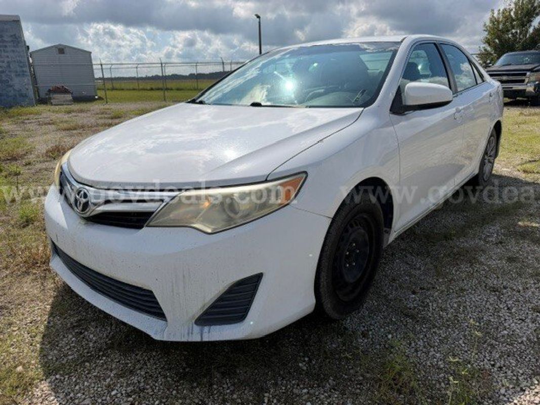 2014 Toyota Camry LE