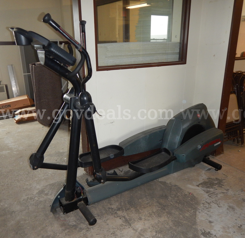 Life Fitness, Elliptical Cross-Trainer 9500HR, Black