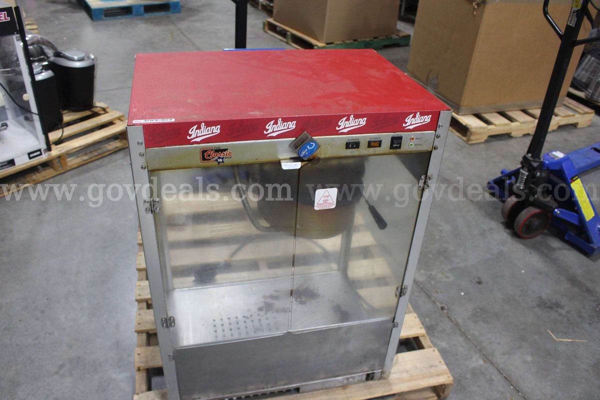 IU Branded Popcorn Machine