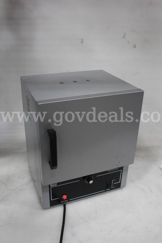 Laboratory Gravity Convection Oven