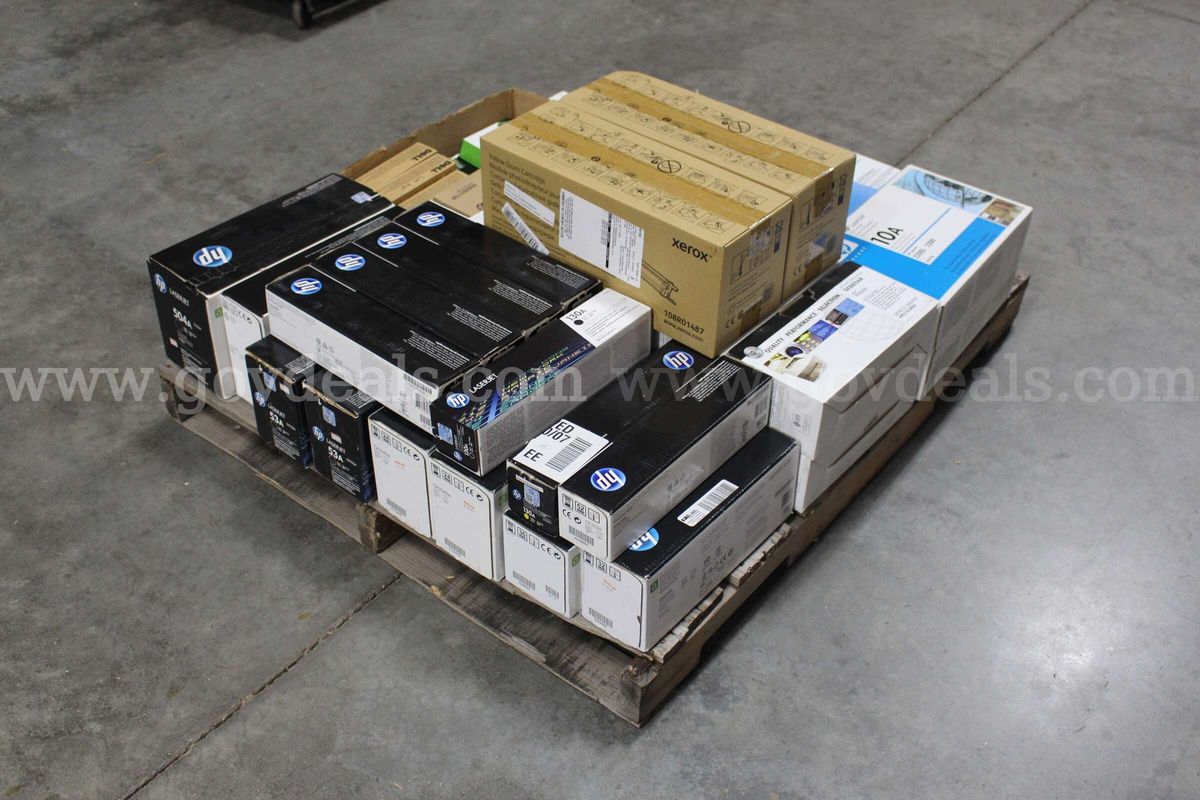 51 items Large Assortment of Toner and Ink
