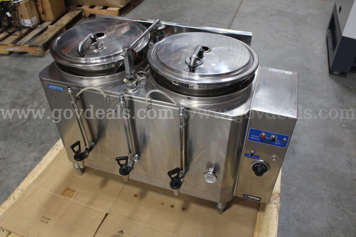 Twin 3 Gallon Coffee Urn Brewer