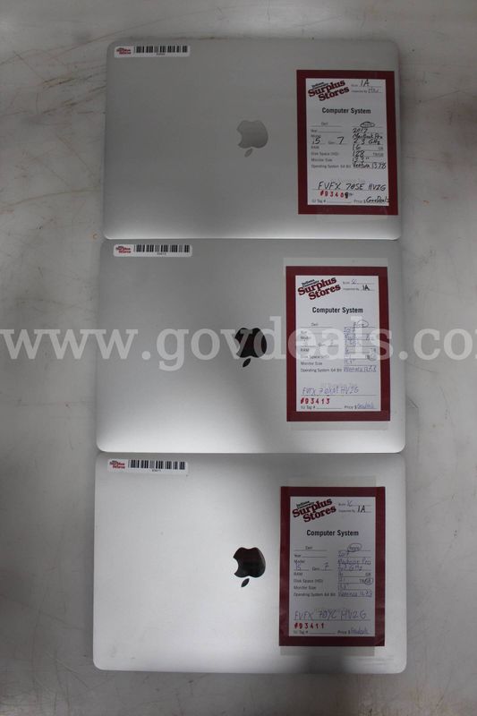 Lot of (3) 2017 Apple MacBook Pro Laptops