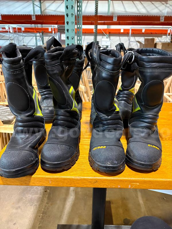 Fire Fighter Boots Various Sizes (43 PAIRS)