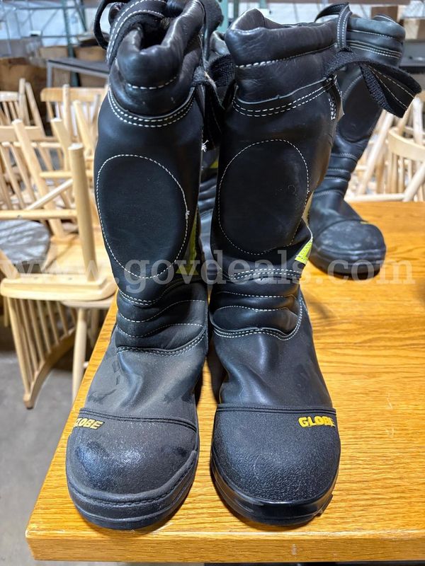 Fire Fighter Boots Various Sizes (35 PAIRS)