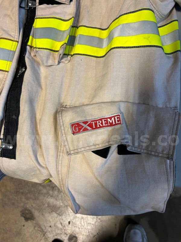 Fire Department Jackets (16 Units)