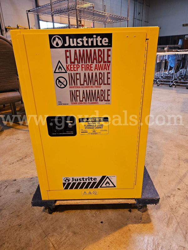 Justrite Flammable 12 Gallon Capacity Storage Cabinet