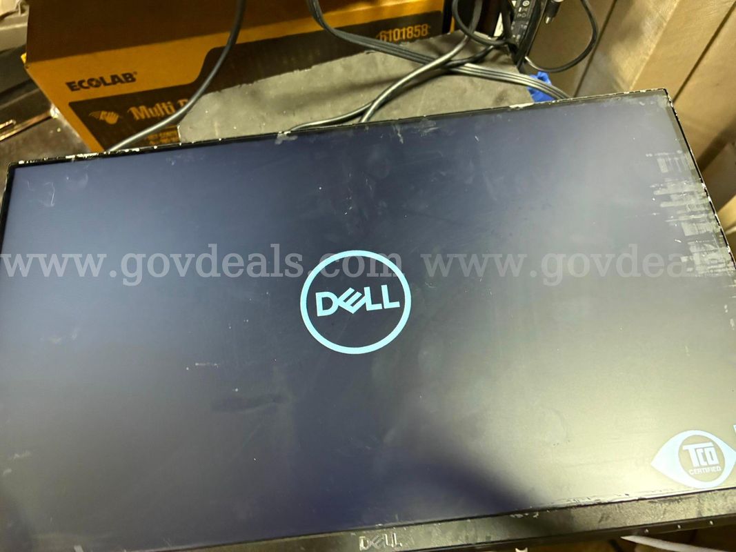 Dell Monitors - 35 Units (Power On)