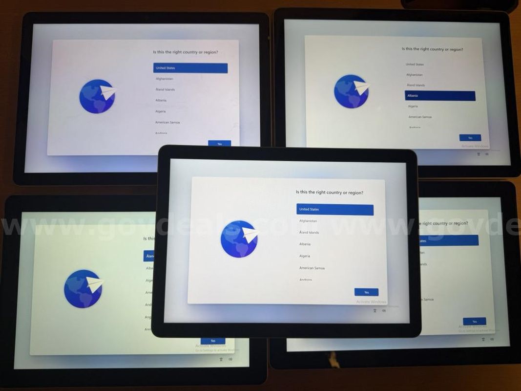 130 Units – Microsoft Surface Go Tablets – Model 1824 – 64GB SSD