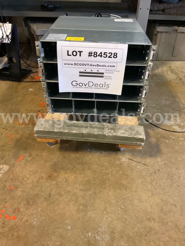Lot of 7 Netapp 24-Bay 2U Storage Systems